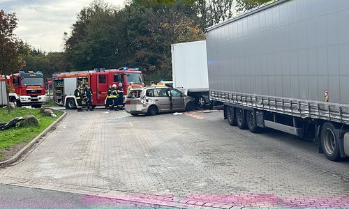 Auf dem Rastplatz Uhry kam es zu einem schweren Unfall. 
