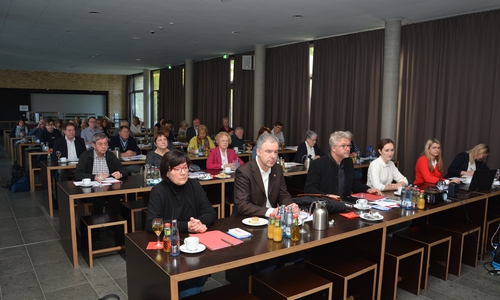  In der Mensa des Gymnasiums im Schloss fand die Kreisversammlung des DRK-Kreisverbandes Wolfenbüttel statt. 