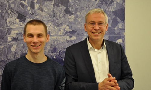 Der neue Radverkehrskoordinator Pascal Rose (links) mit Stadtbaurat Kai-Uwe Hirschheide