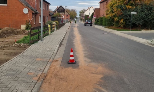 Die abgestreute Ölspur.