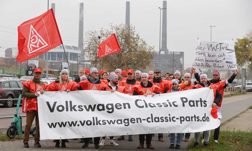 Demo am Tor Sandkamp.