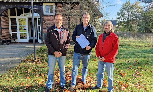 Von links: Ortsbürgermeister Reinhold Briel, Bürgermeister Detlef Kaatz, Ortsbürgermeister Diethelm Krause-Hotopp.