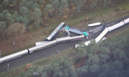 Auf der Bahnstrecke zwischen Hannover und Wolfsburg kollidierten zwei Güterzüge.
