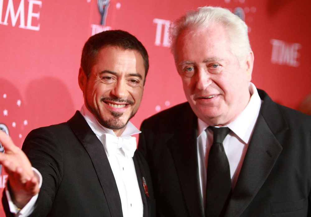 Robert Downey Jr Schon Als Sechsj hriger Bekam Er Vom Vater Drogen 