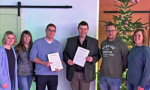 Freuen sich über die zukünftige Kooperation: Ann-Kathrin Möhle, Michele Kühn, Dr. Benjamin Heidrich, Sven Trümper, Thorben Lott, Mareille Wittnebel (v. li.).