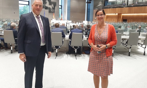 Waren Kollegen in der vergangenen Wahlperiode: Veronika Bode (damals noch Veronika Koch) und Frank Oesterhelweg.