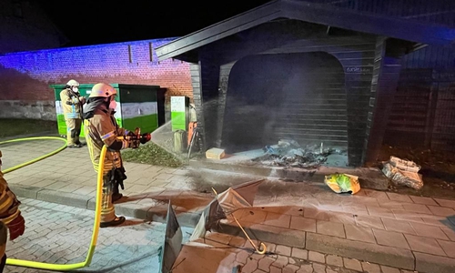 In Grasleben brannte ein Bushaltestelle.