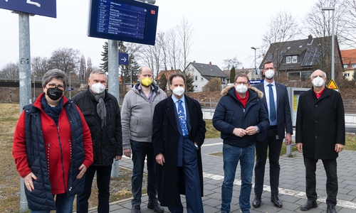 Sabine Thiele, Wolfgang Jainta, Ingo Schramm, Andreas Triebe, Tobias Festerling, Marcus Bosse und Detlef Tanke (v. li.).