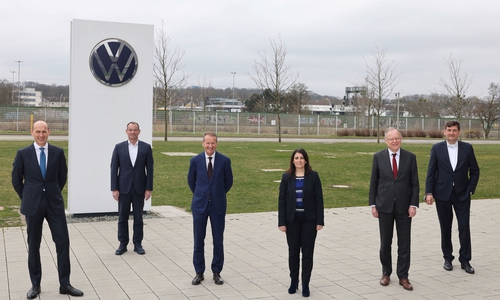 Ralf Brandstätter, Dr. Christian Vollmer, Dr. Herbert Diess, Daniela Cavallo, Stephan Weil, und Gunnar Kilian.
