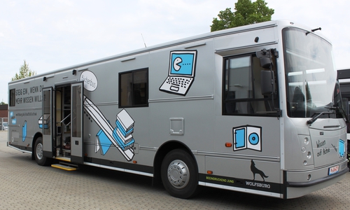 Der Bücherbus ist wieder unterwegs