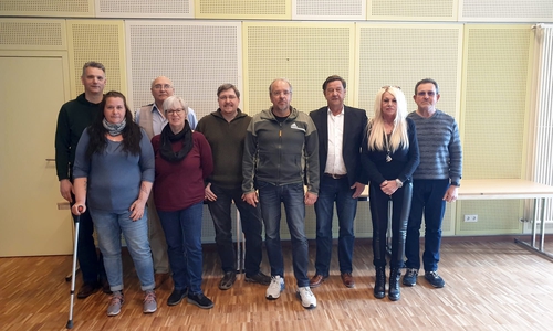 Der Vorstand mit den Rechnungsprüfern: Torsten Fischer, Marion Michl, Dieter Schlick, Elvira Dresler, Thomas Schlick, Egbert Diekmann, Burkhard Lange, Gaby Schröder und Johann Ebel (v. li.).