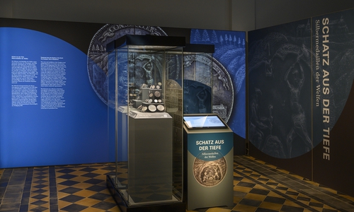 Die Silbermedaillen der Welfen ausgestellt im Herzog Anton Ulrich-Museum in Braunschweig