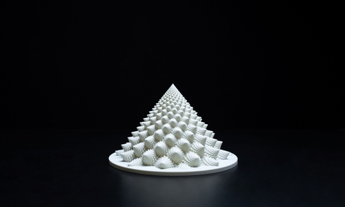 Ein Romanesco-Kohl aus dem 3D-Drucker bereit zum Tanz der Formen.