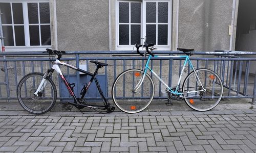 Wem gehören diese Räder?