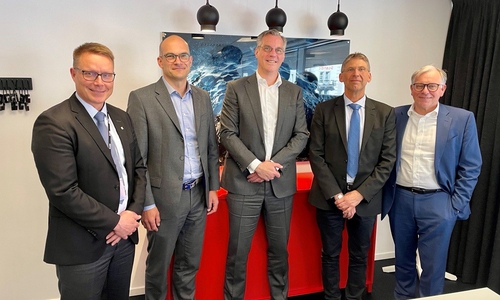 von links: Roger Hahne, Senior Vice President Technology LKAB; Martin Zappe, Leiter SALCOS-Programm, Vorstandsvorsitzender Gunnar Groebler, (beide Salzgitter-Konzern); Jan Moström, Vorstandsvorsitzender LKAB; Michael Reuber, Leiter Einkauf Salzgitter AG.