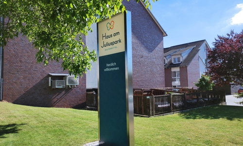 Bewohner des Pflegeheims Casa Reha am Juliuspark müssen mit einer kräftigen Kostenerhöhung rechnen.