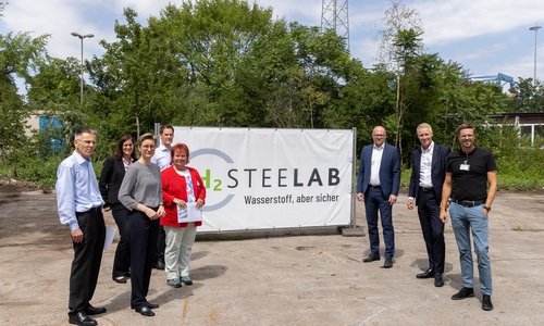 v.l.n.r. Dr. Stefan Jäger, Dr. Susanne Höhler, Dr. Juliane Mentz, Dr. Matthias Frommert, Beate Lieske, Sören Link, Dr. Benedikt Ritterbach, Andree Haack.