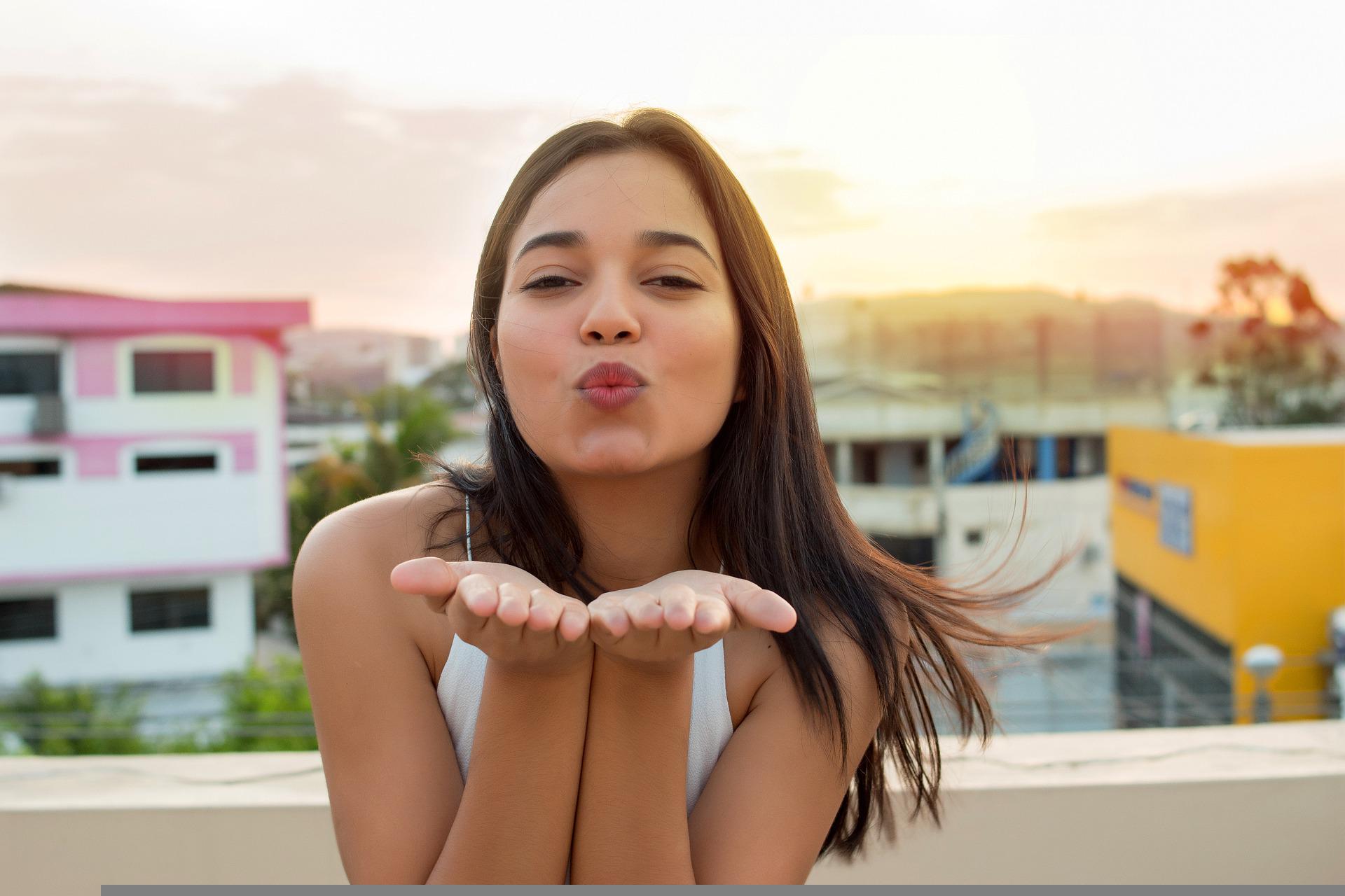 Heute ist internationaler Tag des Kusses Warum wir mehr küssen sollten regionalHeute.de Heute ist internationaler Tag des Kusses Warum wir mehr küssen sollten regionalHeute.de