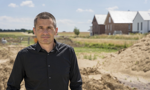 Architekt Philipp Nocke hat selbst familiäre Wurzeln in Stöckheim und weiß um die Attraktivität des Standortes.