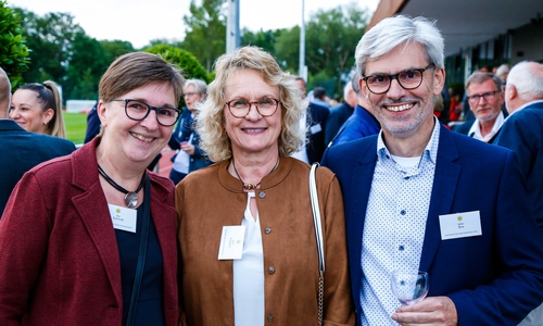 Elke Schmidt, Katrin Rühland und Stefan Brix.