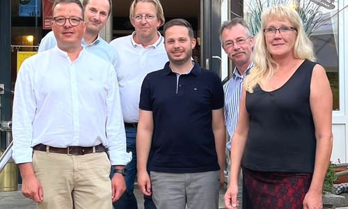 SPD-Landtagskandidat Jan Schröder, Bernd Telm, Wilfried Ottersberg, Florian Schneider, Guido Zöllner und Ute Widow (v.li.).