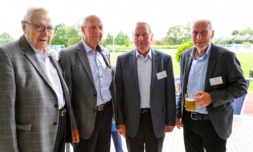 Horst Krumbholz, Ehrenbürger Manfred Ammon, Ehrenbürger und Alt-Bürgermeister Axel Gummert, Ralf Achilles.
