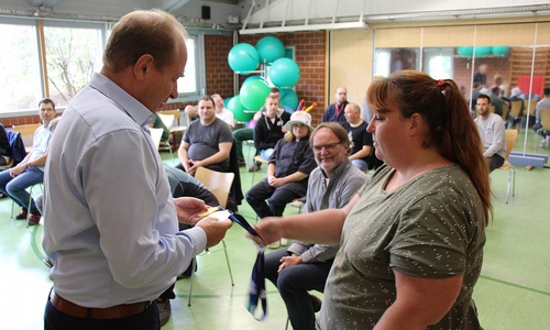 Sandra Schäfer holte eine Gold- und eine Silbermedaille bei den nationalen Special Olympics in Berlin und wurde zur Sportlerin des Jahres in Helmstedt gewählt.