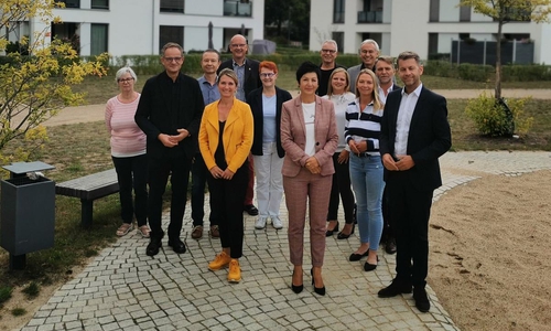 Neuland-Aufsichtsrat und Geschäftsführung nach der Sitzung.
