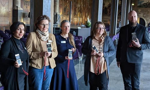 Ausgestattet mit den Audioguides: Ekaterine Diebel, Nadja Meßarius, Dagmar Mönnecke-Koroma, Marleen Mützlaff und Dr. Jan Habermann