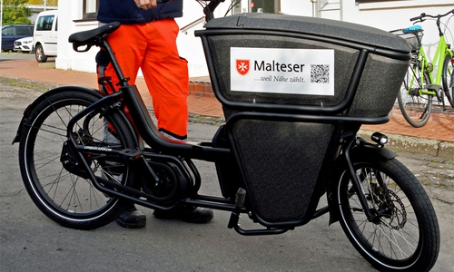 Hausnotruf-Mitarbeiter starten nun mit neuen E-Bikes.