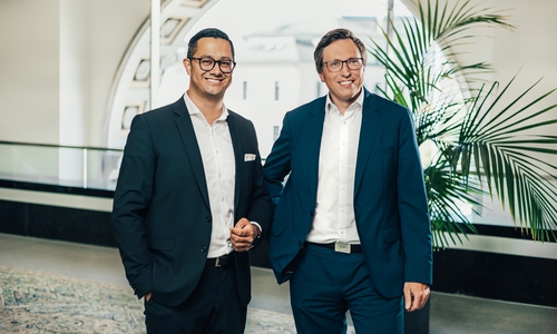 Sikander Shah (links) und Gunnar Stratmann freuen sich auf ihre neuen Führungsaufgaben in der Braunschweigischen Landessparkasse.