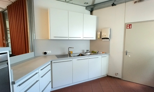 Die modernisierte Küche in der Kita Köchinger Straße.