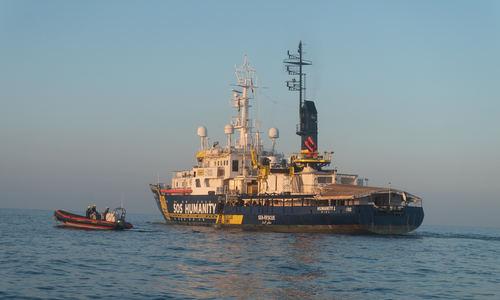 Das SOS Humanity Schiff.