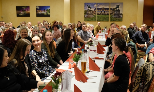 Die Pflegeeltern im „Partylöwen“ in Goslar.