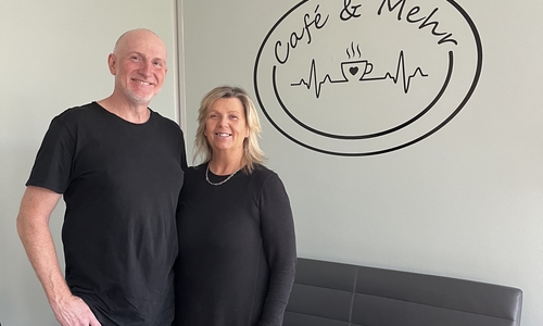 Ann-Sofi Brunnberg-König und ihr Mann Frank Bartz, Betreiber von „Café & Mehr“. 