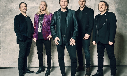 Die Kultband Karat eröffnet das Festival.