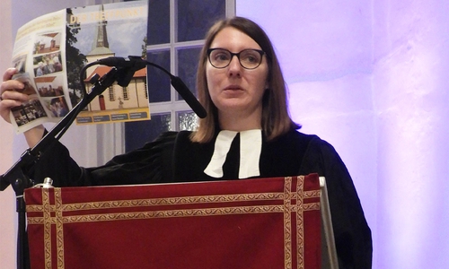 Pastorin Eva Bartkowski hielt mit der Gemeinde einen besonderen Gottesdienst ab.