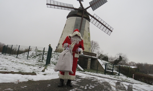 Der Nikolaus besuchte etliche Kitas.