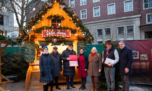 Die Süße Anna ist der schönste Stand 2023 auf dem Braunschweiger Weihnachtsmarkt.  