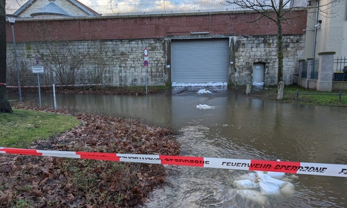 Seit Tagen sind Bereiche von Wolfenbüttel überflutet. 