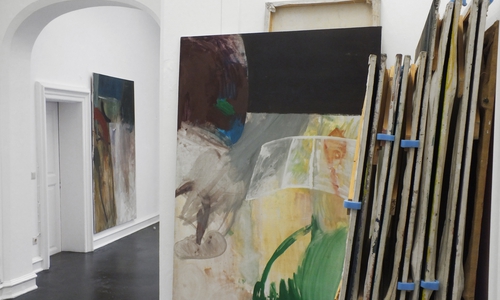 Ausstellungsansicht: Kirsten Mosel retrospektiv (2022) im Kunstverein Wolfenbüttel.