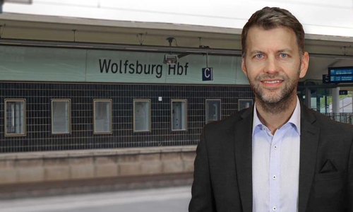 Wolfsburgs Oberbürgermeister richtet sich an die Deutsche Bahn.