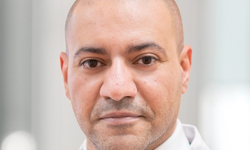 Chefarzt für Gynäkologie & Geburtshilfe Mohamed Abuzaid.