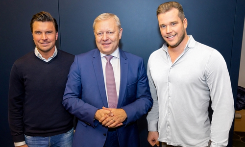 Starke Partner aus der Region: Fitnessland-Geschäftsführer Thomas Gründel (l.), Jürgen Brinkmann (Vorstandsvorsitzender Volksbank BraWo) und Fitnessland-Inhaber & Geschäftsführer Dominik Horn.