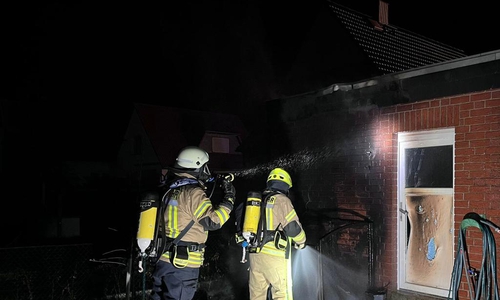 In der Bergrehme in Velpke brannte ein Unterstand. 