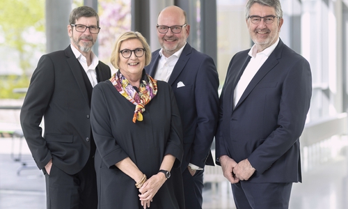 Das Präsidium der Ostfalia Hochschule (von links): Prof. Dr. Thomas Benda, Vizepräsident für Lehre, Studium und Weiterbildung, Prof. Dr. Rosemarie Karger, Präsidentin der Hochschule, Prof. Dr. Heinz-Dieter Quack, Vizepräsident für Forschung, Entwicklung und Technologietransfer, sowie Volker Küch, Hauptberuflicher Vizepräsident für Personal und Finanzen.