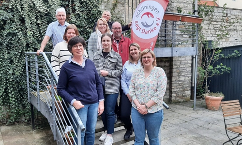 Von links (hinten): Henry Bäsecke, Renate Hartwig, Maren König, Lena Bäsecke und Manfred Hartwig. Vorne: Susanne Bäsecke, Olha Khmyz, Susanne Schneider und Mandy Schimmeyer. Es fehlt: Frank Schlieker.