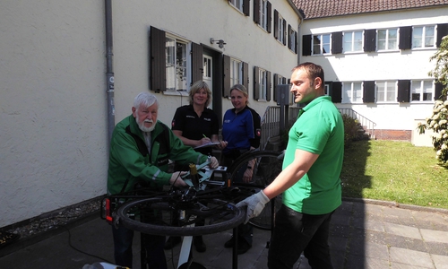 Das Codierteam von Verkehrswacht und Polizei Wolfsburg. 