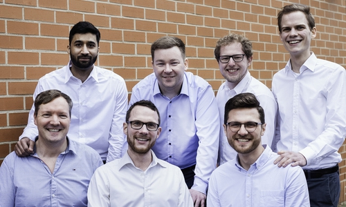 Das Team von starcopter möchte die effizienteste Hochleistungsdrohne ihrer Klasse auf den Markt bringen.