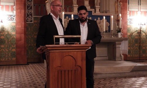 Dr. Volker Menke links und Yasin Tiryaki äußerten sich für den Kirchenkreis und die Moscheegemeinden.